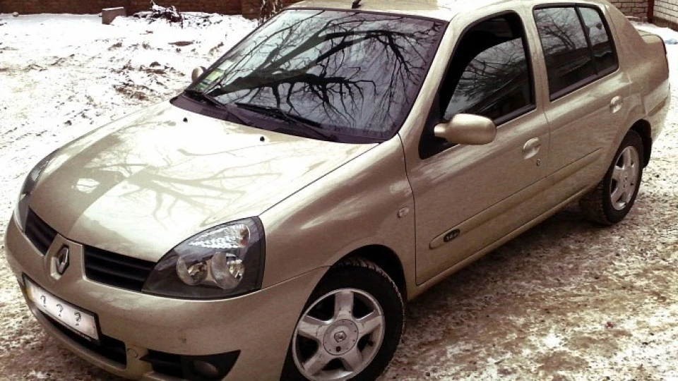 Renault Clio Symbol Просто хороший автомобіль