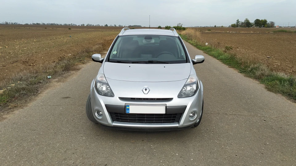 Renault Clio 1.2 Turbo Grandtour 2