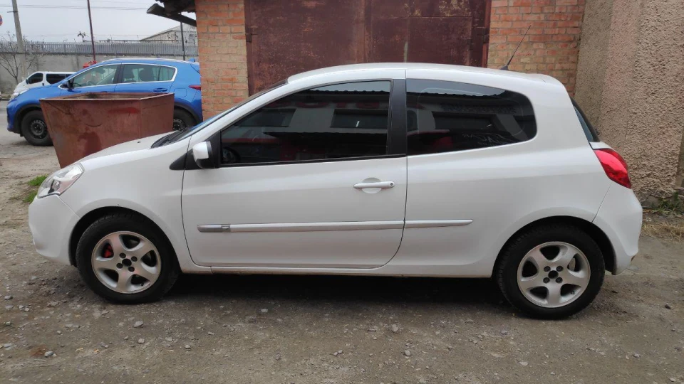 Renault Clio 1.5 DCI 88лс 2
