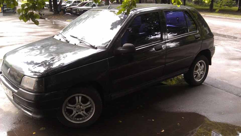 Renault Clio Чорний диявол - 1.2)))