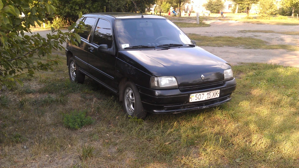 Renault Clio Чорний диявол - 1.2))) 5