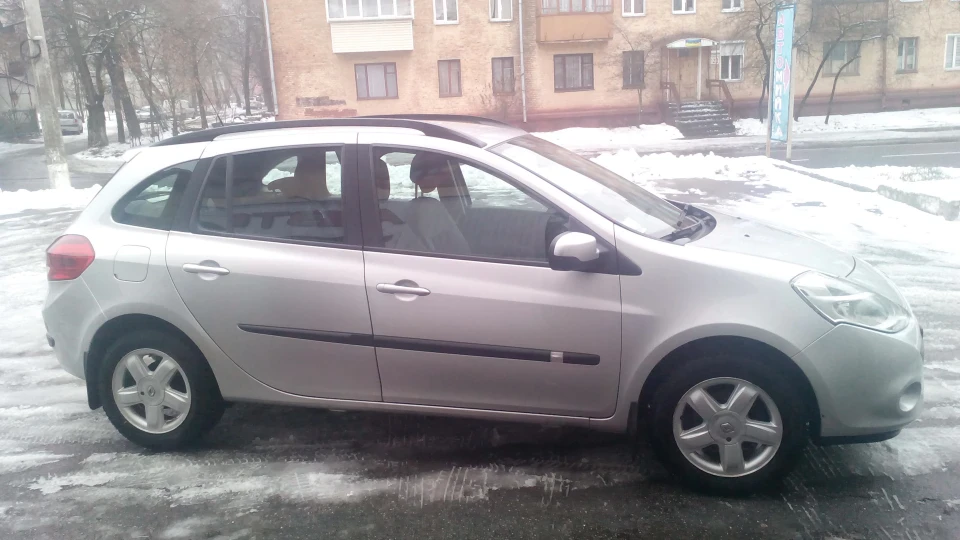 Renault Clio Grandtour 1.2 Це 4