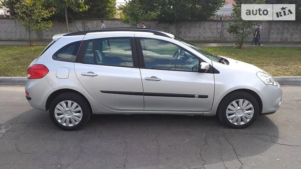Renault Clio Grandtour 1.5 dci k9k766