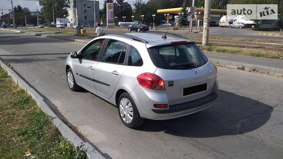 Renault Clio Grandtour 1.5 dci k9k766 2