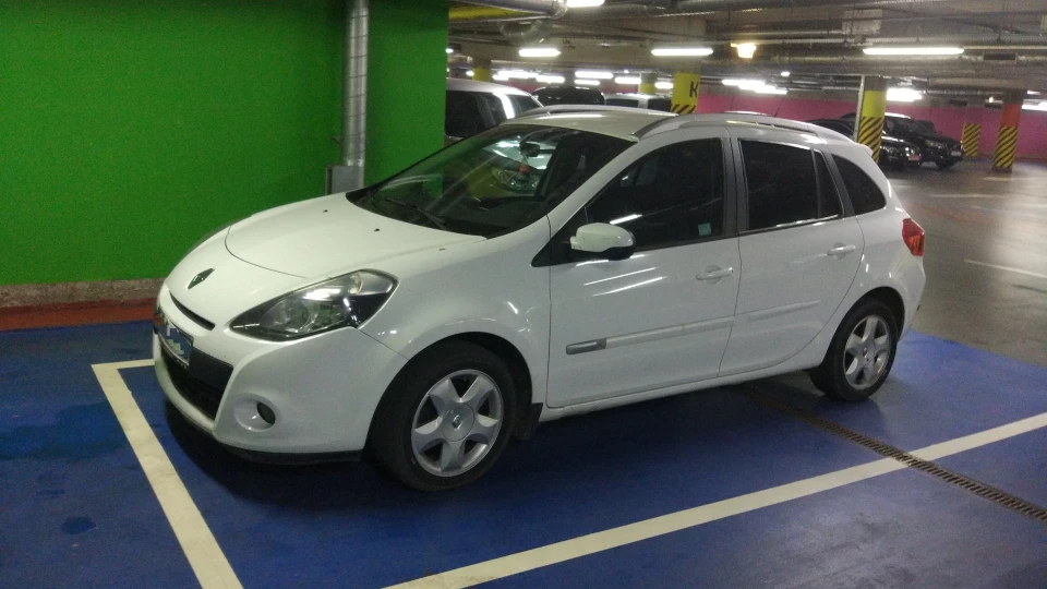 Renault Clio Grandtour Belyash 2