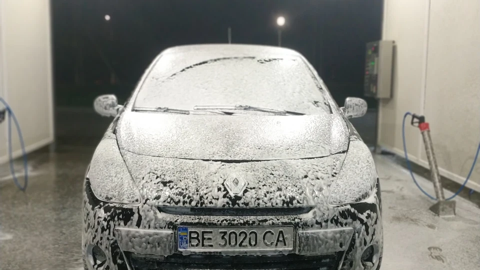 Renault Clio ~ Night Fury 4