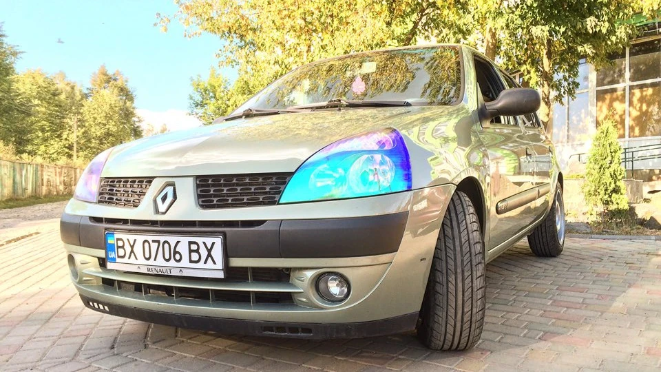 Renault Clio Ненажерлива крихта 4