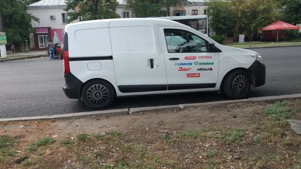 Renault Dokker Бестія