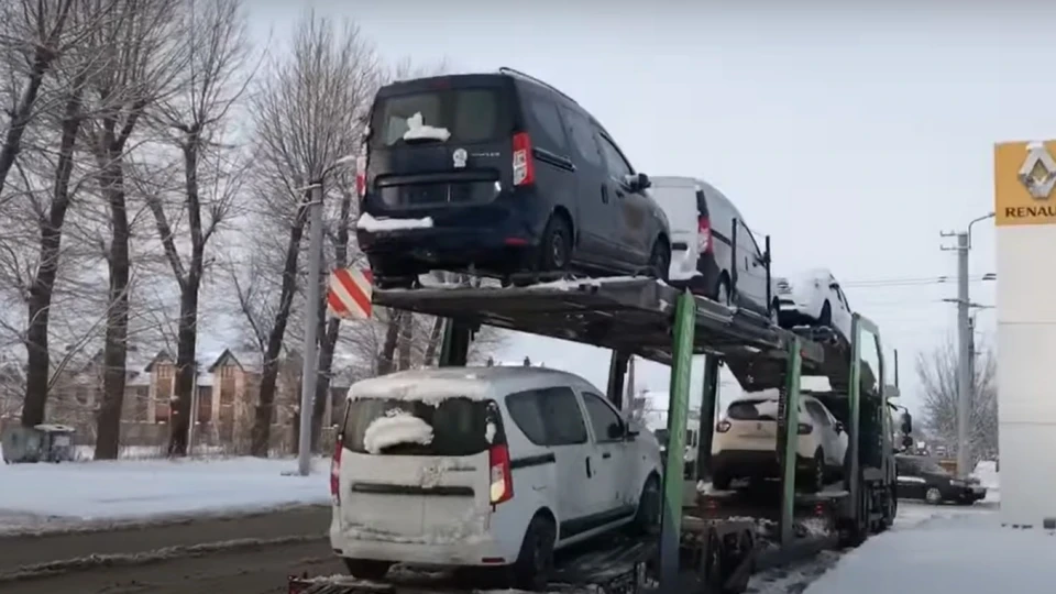 Renault Dokker Синій металік 2