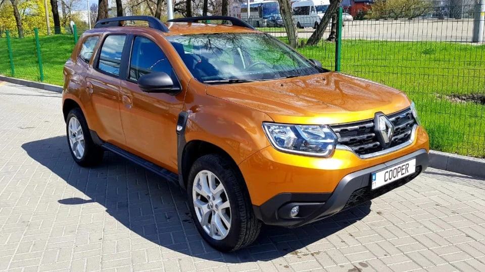 Renault Duster Desert Orange R18 2