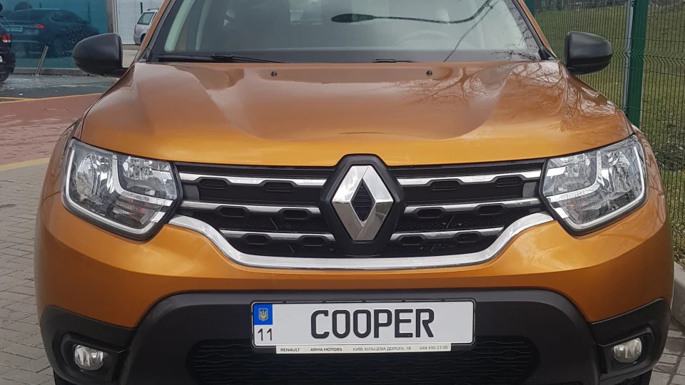 Renault Duster Desert Orange R18 4