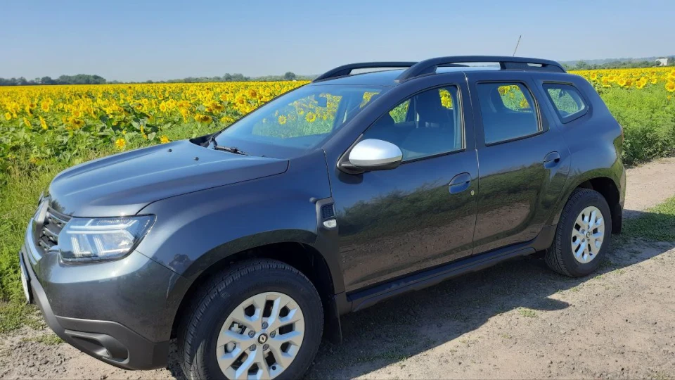 Renault Duster GreyComet