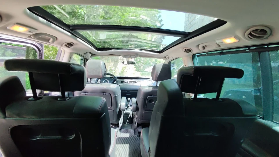 Renault Espace Alien 2