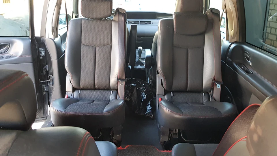 Renault Espace чорнище 4