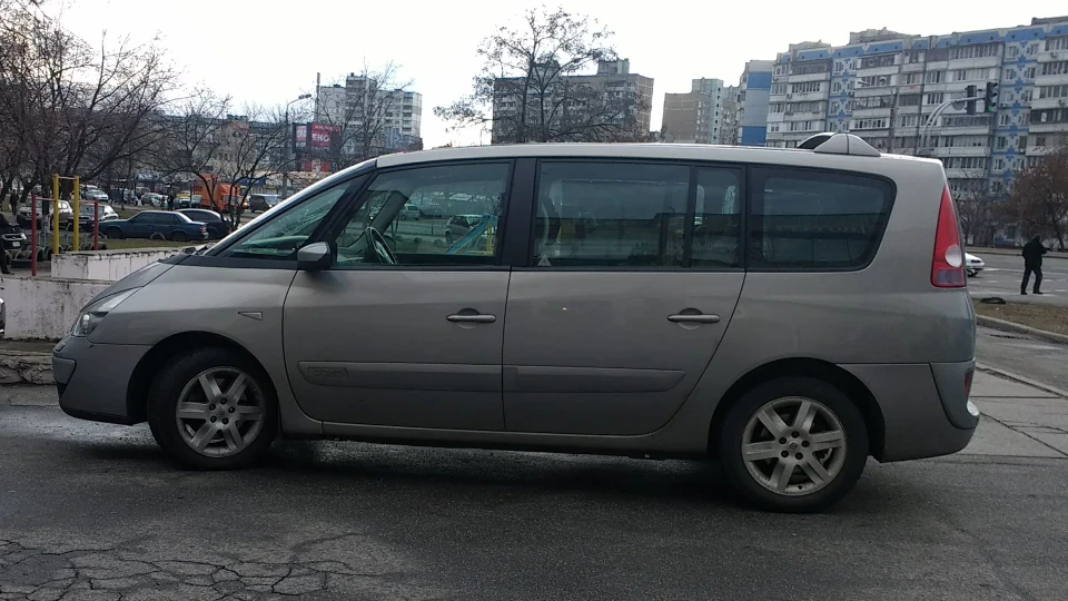 Renault Espace grand 3.0 4