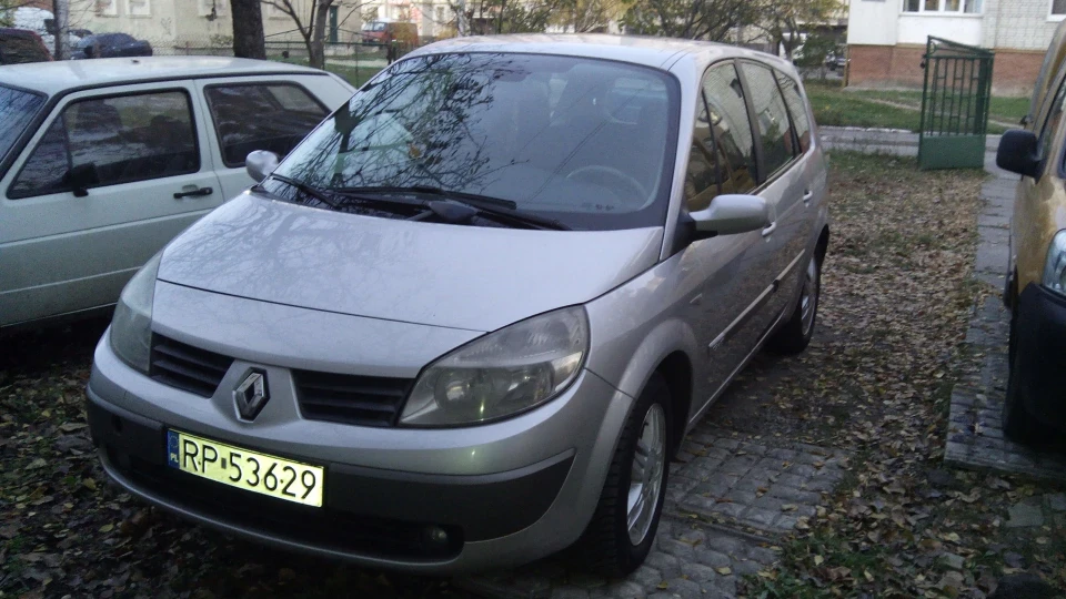 Renault Grand Scenic 2