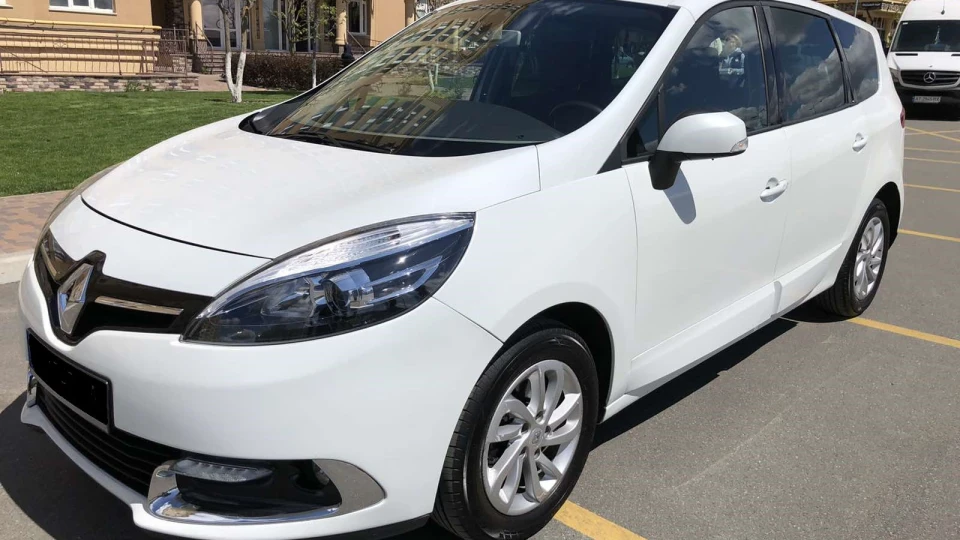 Renault Grand Scenic 2