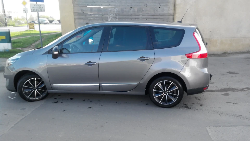 Renault Grand Scenic 4