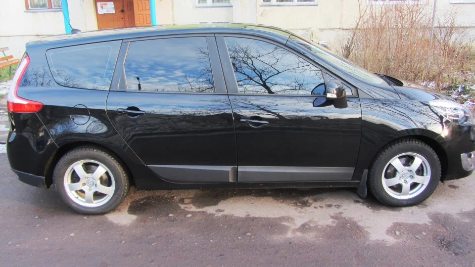 Renault Grand Scenic 2
