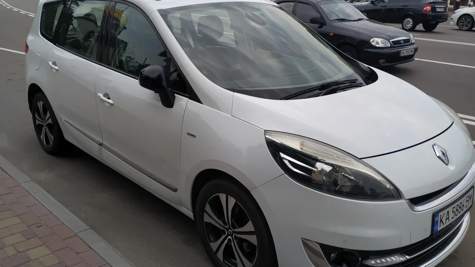 Renault Grand Scenic 2