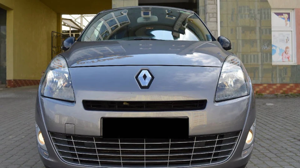 Renault Grand Scenic 1.5 dci BOSE 3