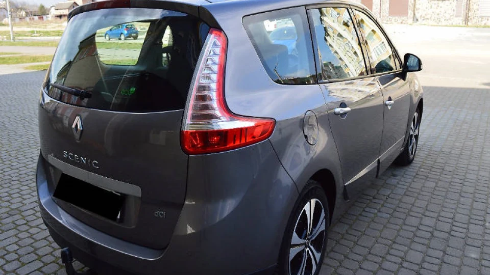 Renault Grand Scenic 1.5 dci BOSE 5
