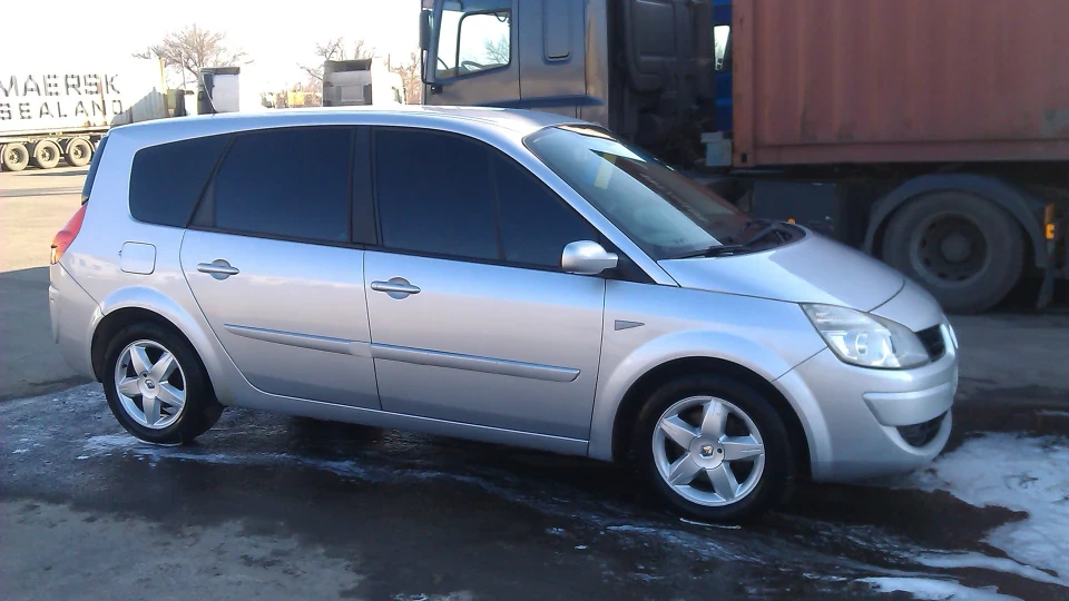 Renault Grand Scenic 1.5DCI 4