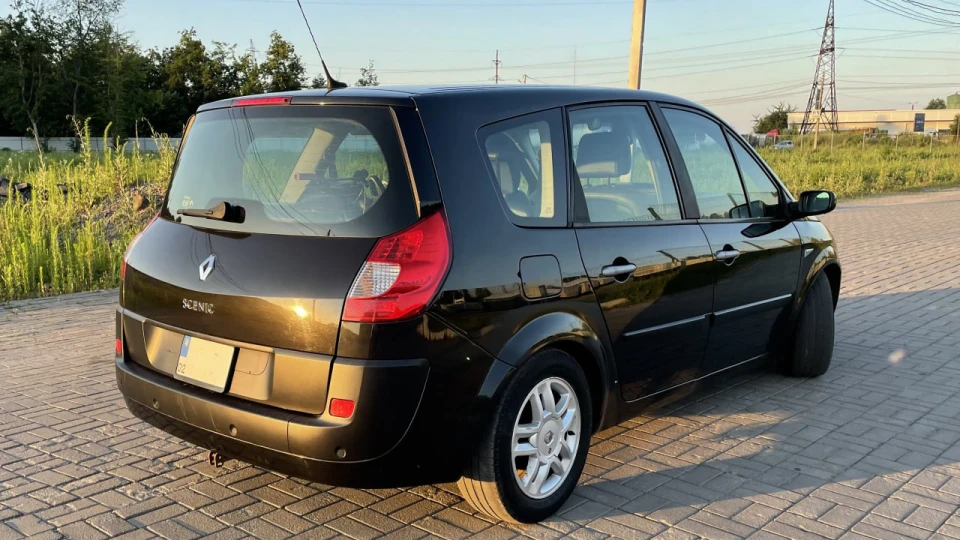 Renault Grand Scenic 1.9 dci 130hp 2