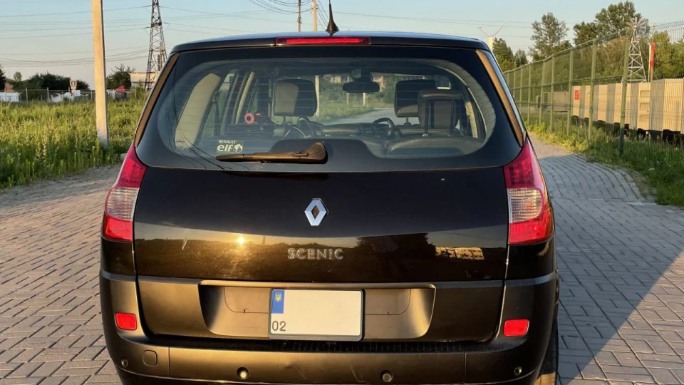 Renault Grand Scenic 1.9 dci 130hp 3