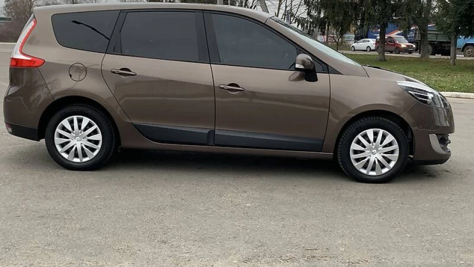Renault Grand Scenic 1.9 Дизель. 130кс.