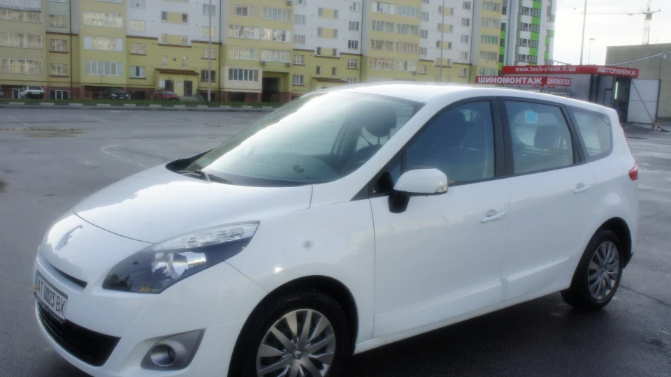 Renault Grand Scenic 2011 EDC 2