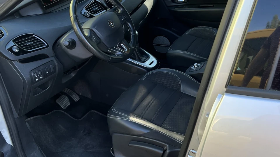 Renault Grand Scenic 2.0dCi 150 AT 360Hm Bose 5