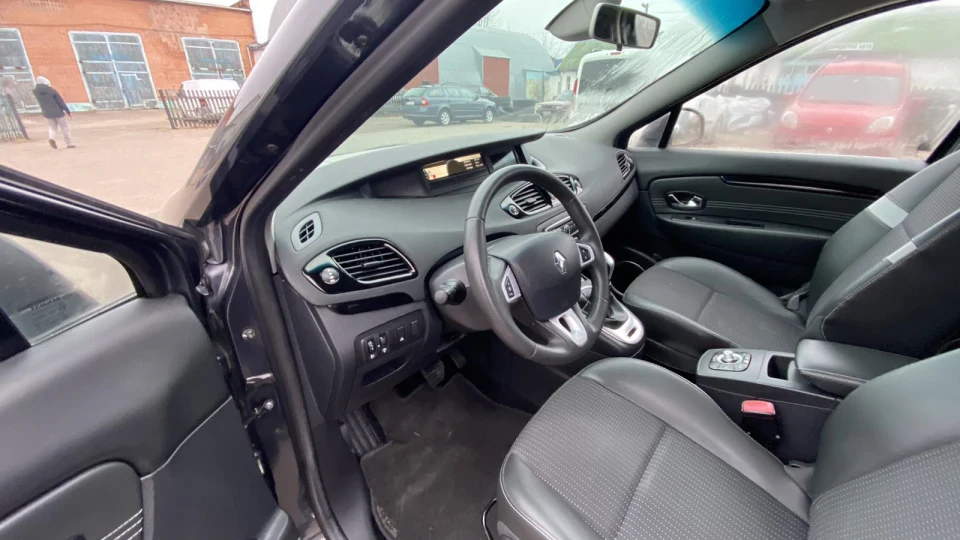 Renault Grand Scenic Бегемотик 2