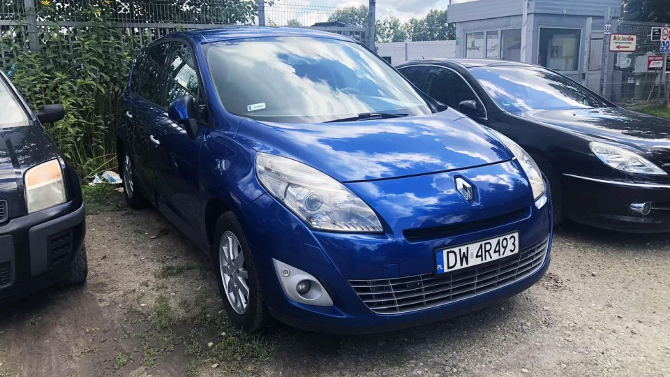 Renault Grand Scenic "BLUE PEARL" 2