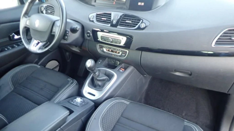 Renault Grand Scenic Великий Меган 1.6 2