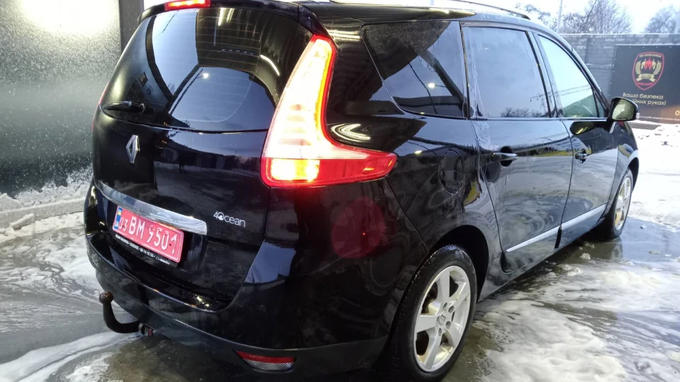 Renault Grand Scenic Бомбочка 3