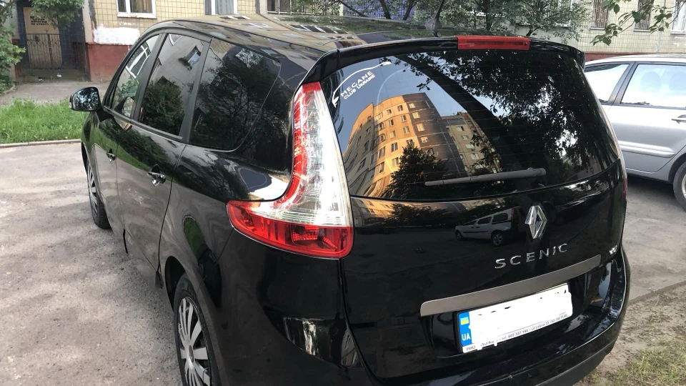 Renault Grand Scenic Death Star 2