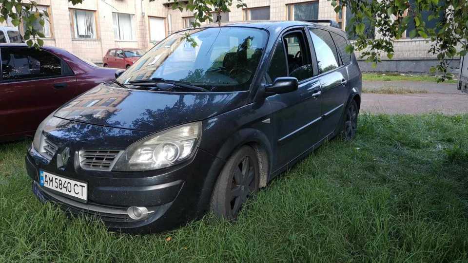 Renault Grand Scenic дизельний монстр 2.0 2