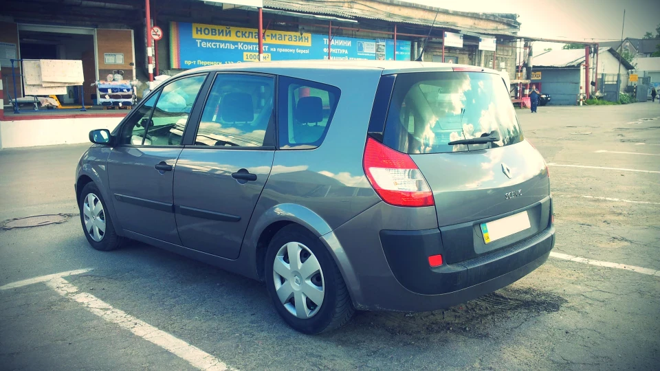 Renault Grand Scenic ☆DREAMLINER☆ ㋡DIESEL㋡ 3