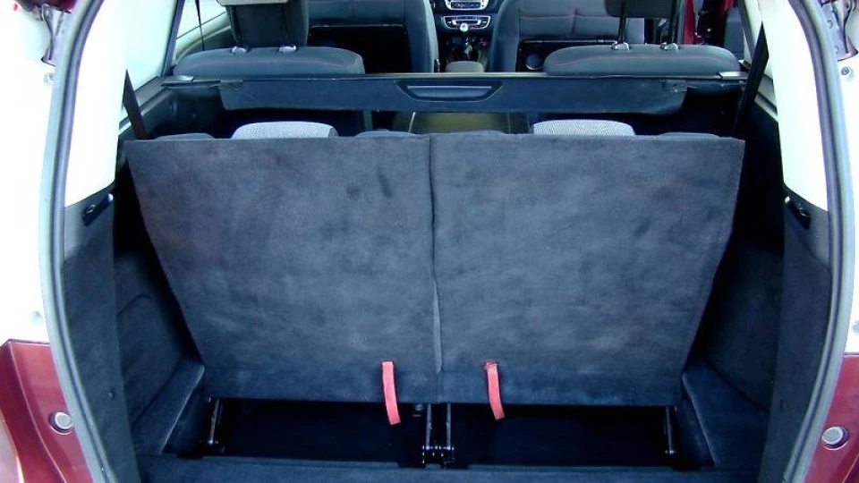 Renault Grand Scenic - маленький бусик 3