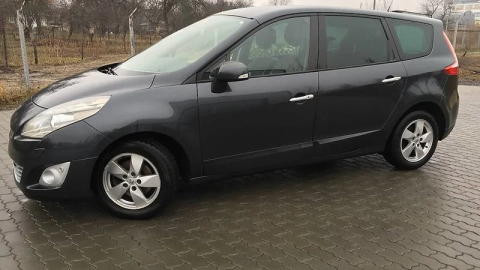 Renault Grand Scenic П'ятірка 837 2