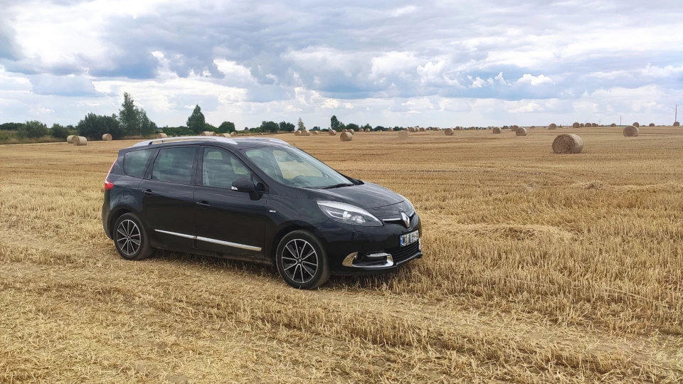 Renault Grand Scenic R9M404 Bose 3