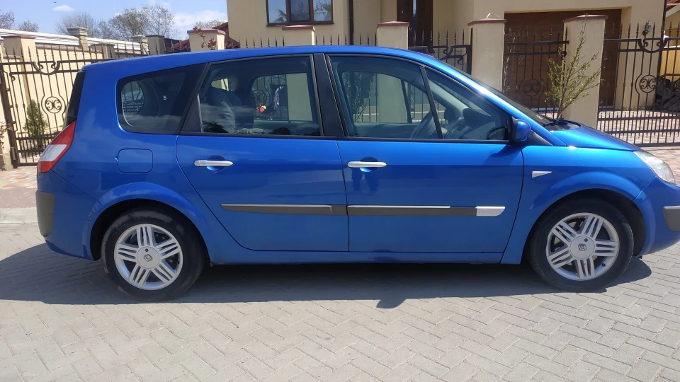Renault Grand Scenic РРРакета 5