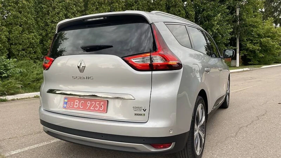 Renault Grand Scenic Сіренька 3