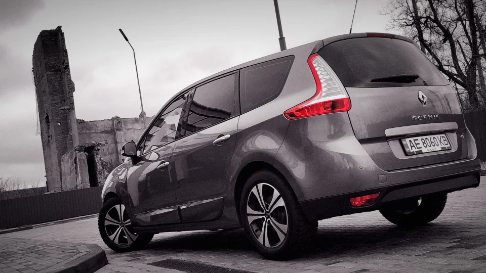 Renault Grand Scenic Жора 3