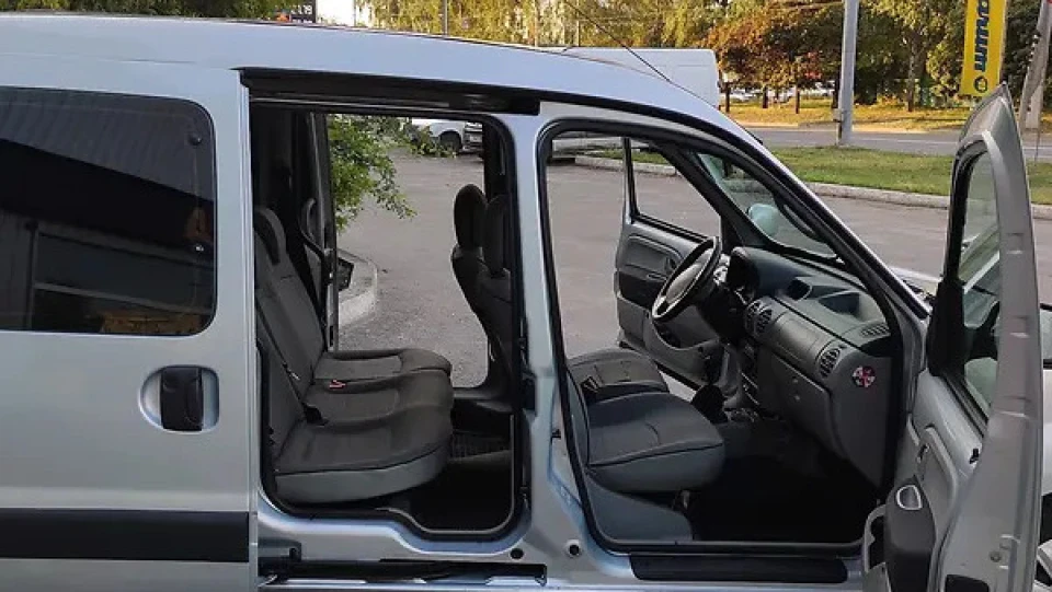 Renault Kangoo 1.4 стрімкий равлик 2