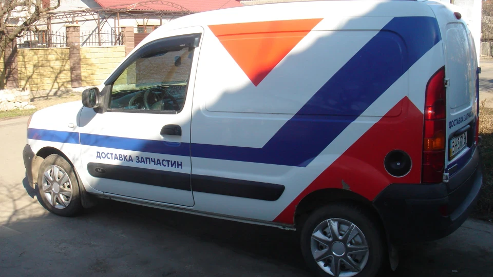 Renault Kangoo 1,4i бензин NO TURBO 2