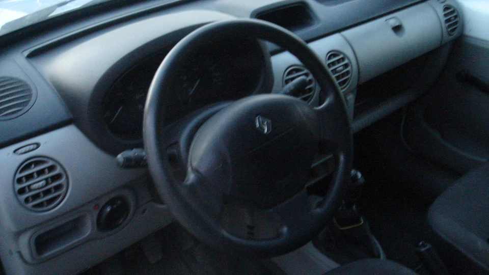 Renault Kangoo 1,4i бензин NO TURBO 5