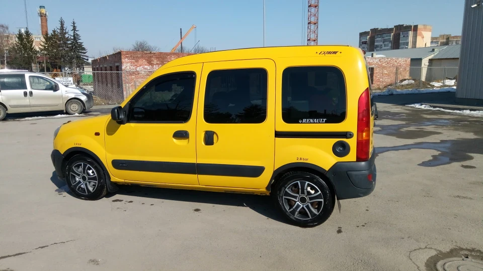 Renault Kangoo 1,5 Бамблбі 2