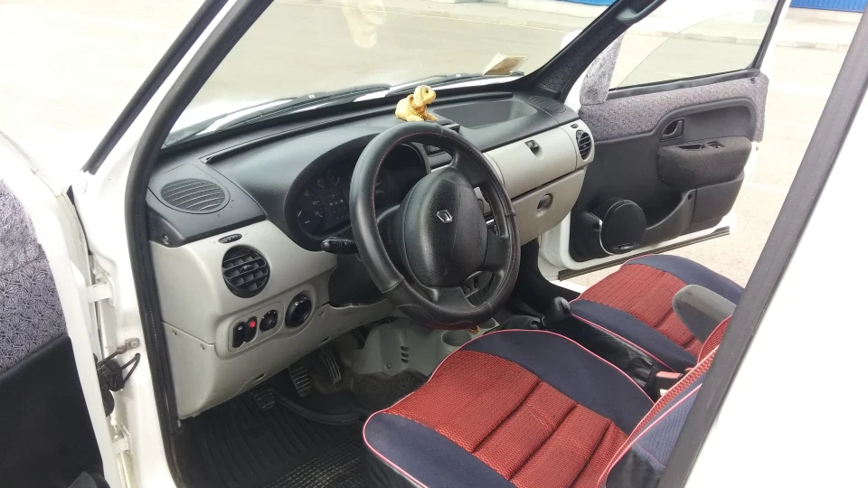 Renault Kangoo 1.5 DCI 4